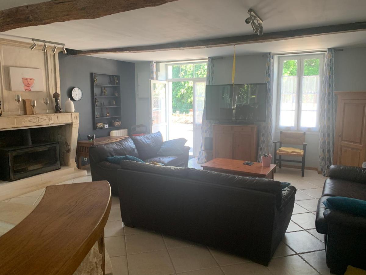 Villa Les 5 Timbres Montpellier-de-Médillan Esterno foto