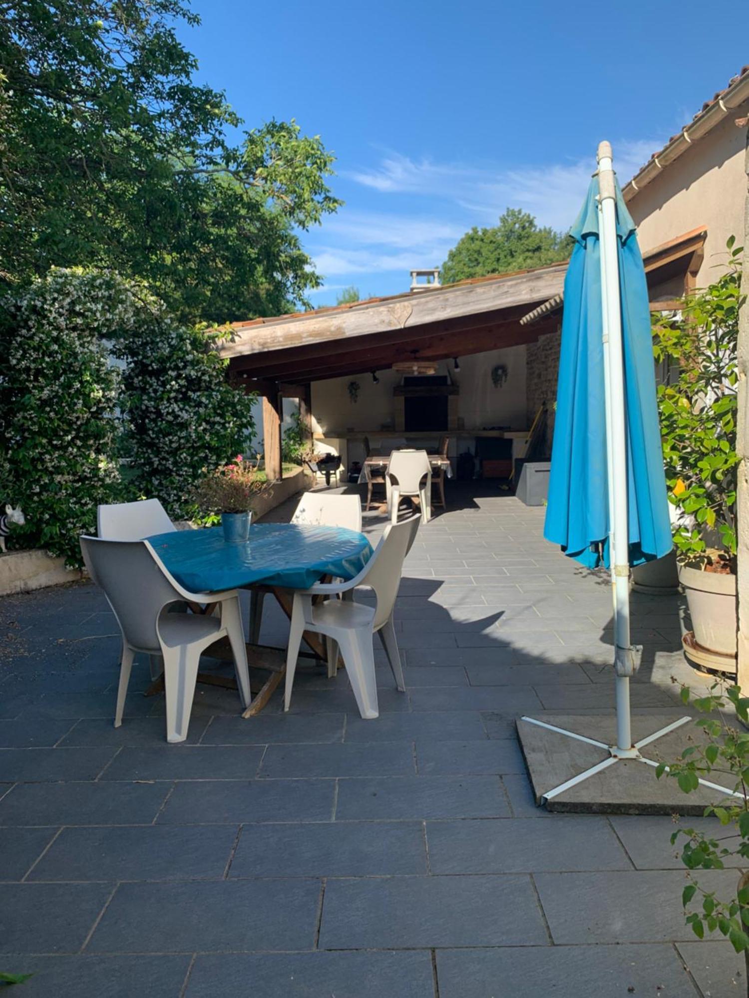 Villa Les 5 Timbres Montpellier-de-Médillan Esterno foto
